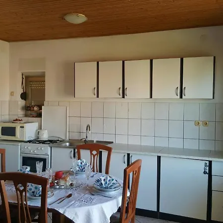 Gostinjska kuća Marijela 3*