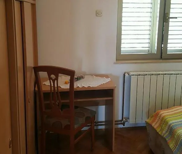 Πανσιόν Marijela Crikvenica